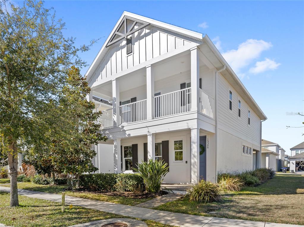 15306 LEBEAU LOOP