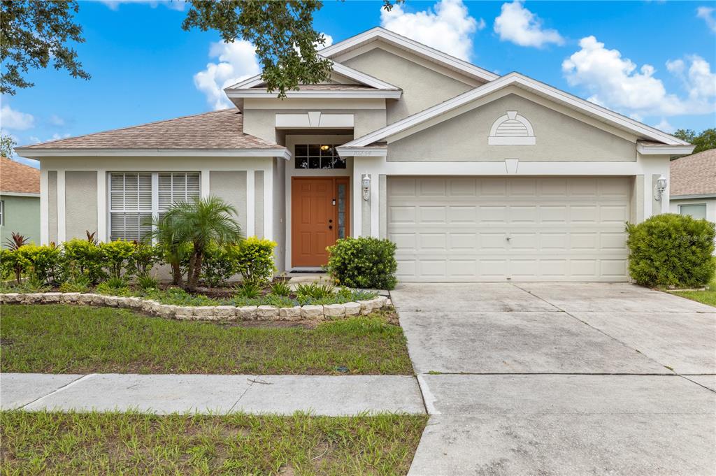 10234 HUNTERS HAVEN BOULEVARD, RIVERVIEW, FL — photo 2 of 30