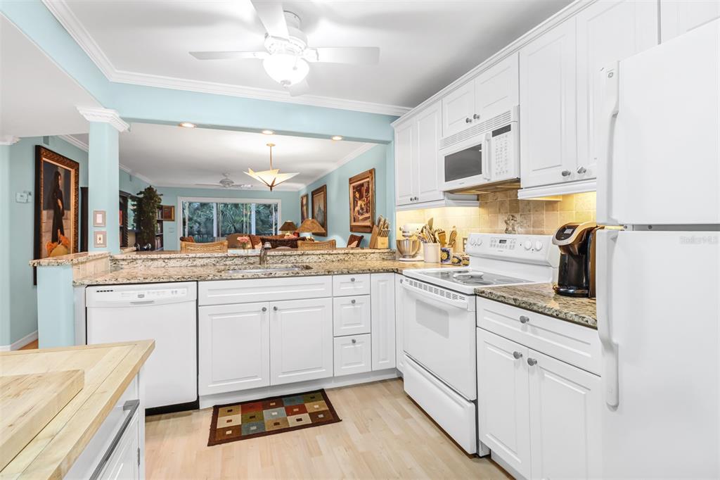 3041 SANDPIPER BAY CIRCLE UNIT H201, NAPLES, FL — photo 5 of 30