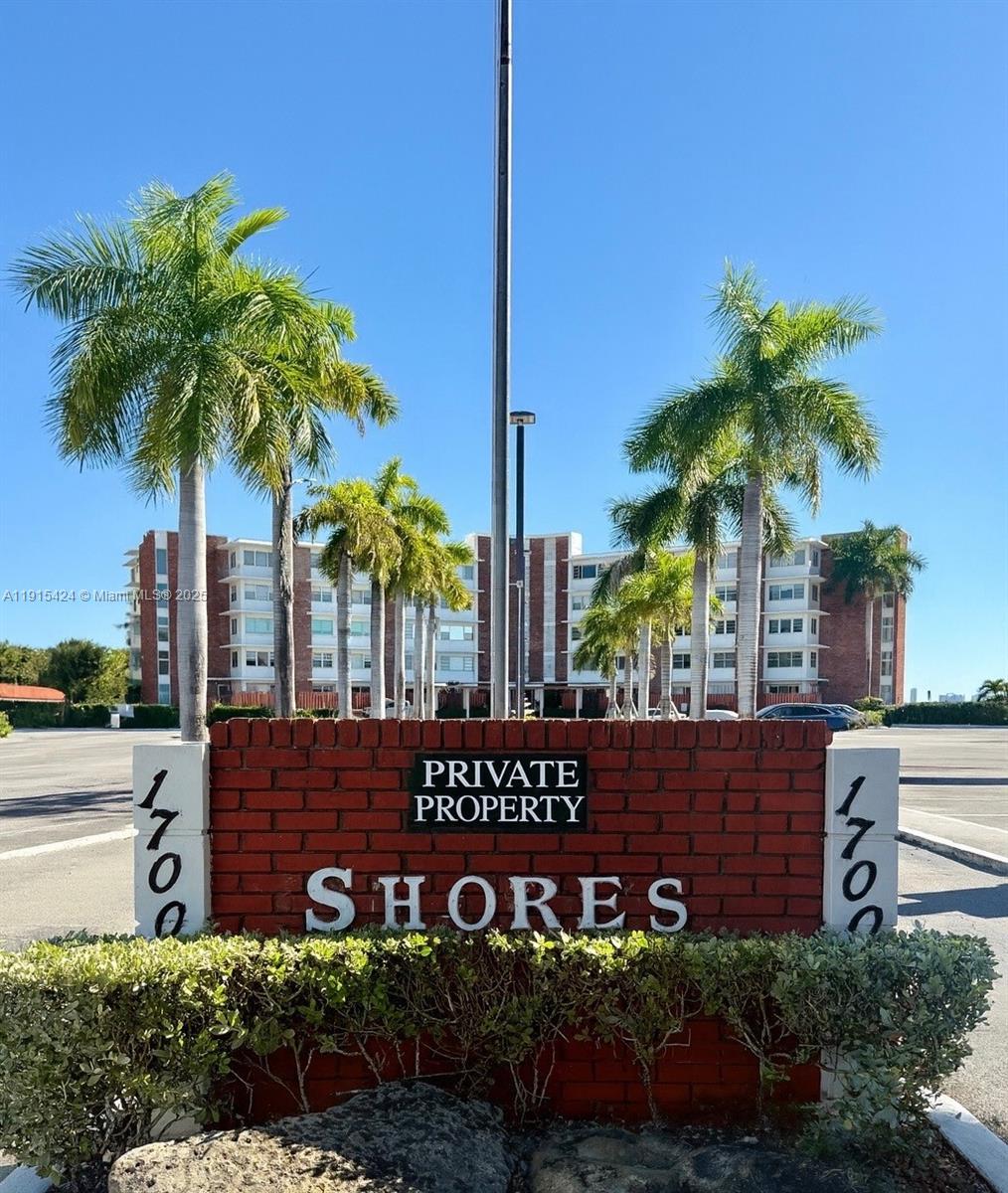 1700 NE 105th St # 412, Miami Shores FL 33138