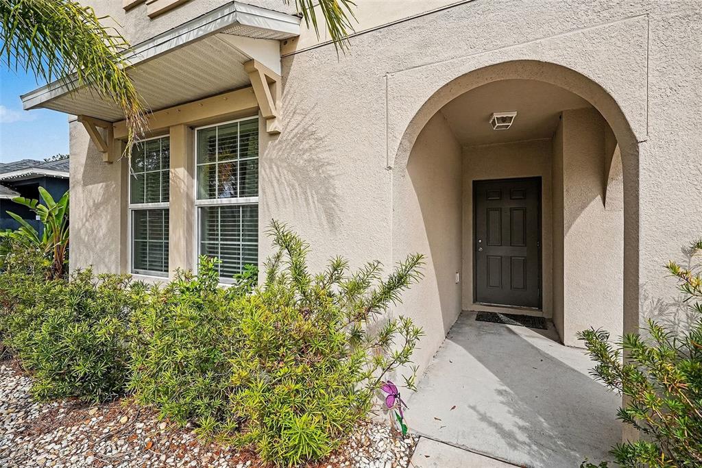 10657 STANDING STONE DR, WIMAUMA, FL — photo 3 of 30