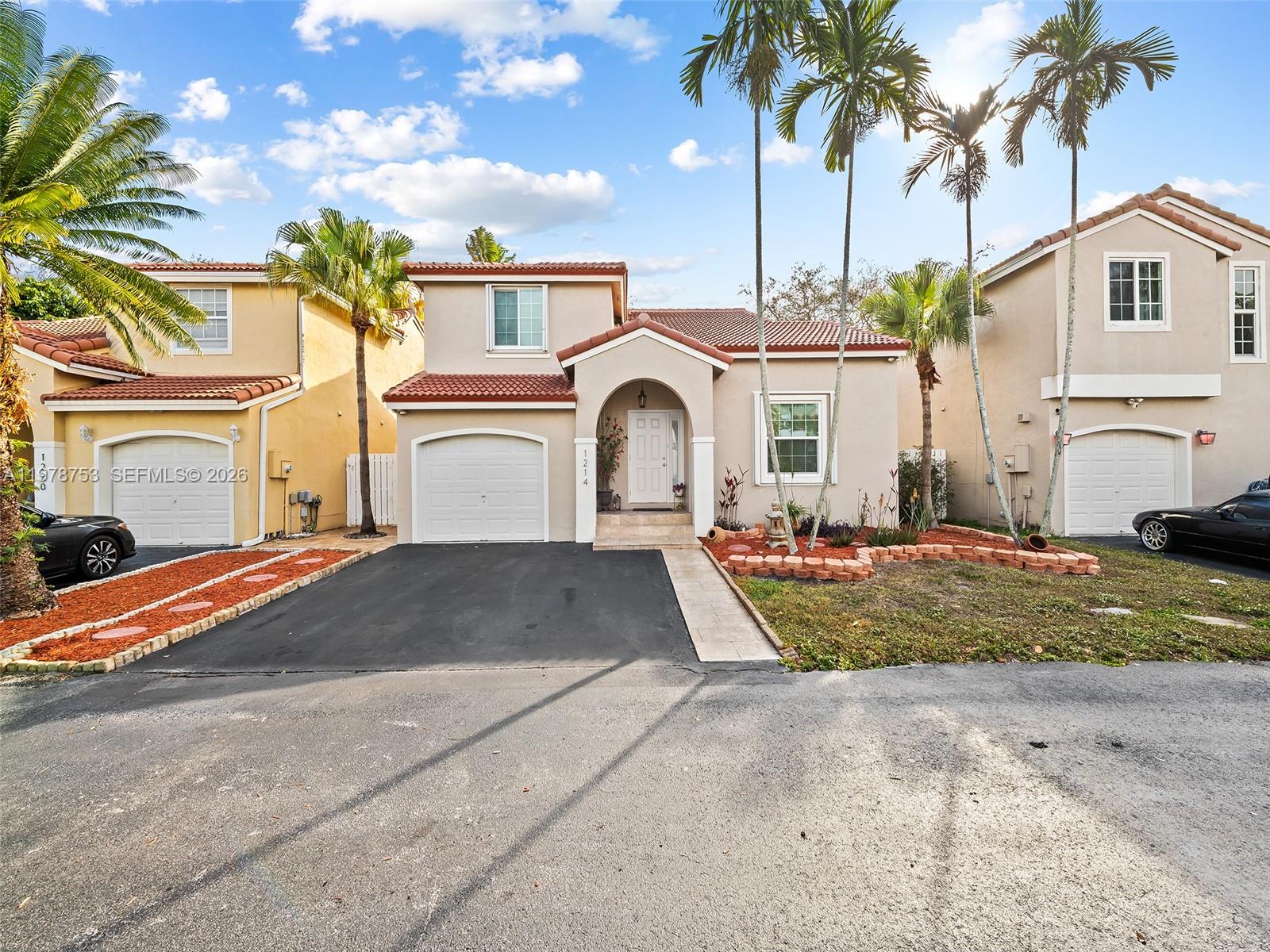 1214 NW 126th Ave, Sunrise FL 33323