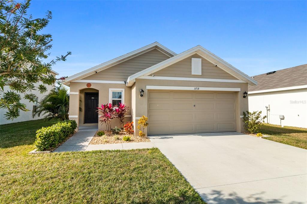 3718 MANNERED GOLD AVENUE