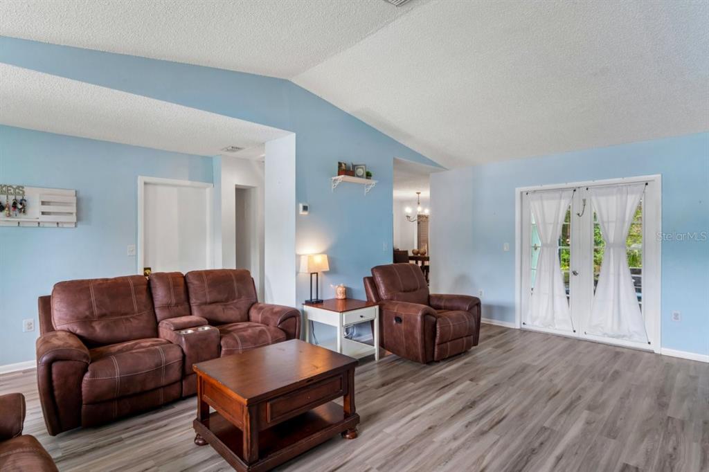 1211 CROSSBOW LANE, TARPON SPRINGS, FL — photo 2 of 30