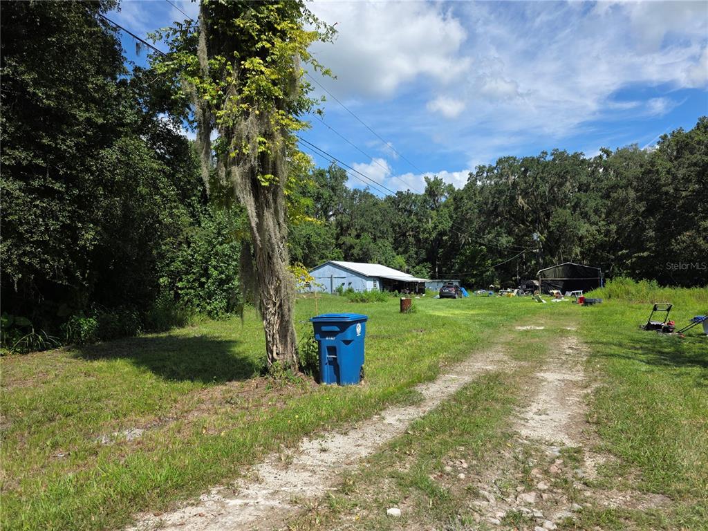 17493 LAKE LINDSEY ROAD
