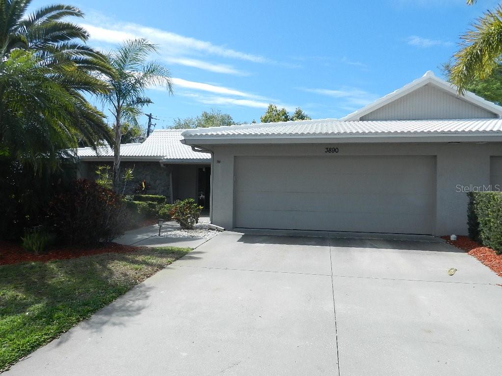 3890 WILSHIRE CIRCLE UNIT 27