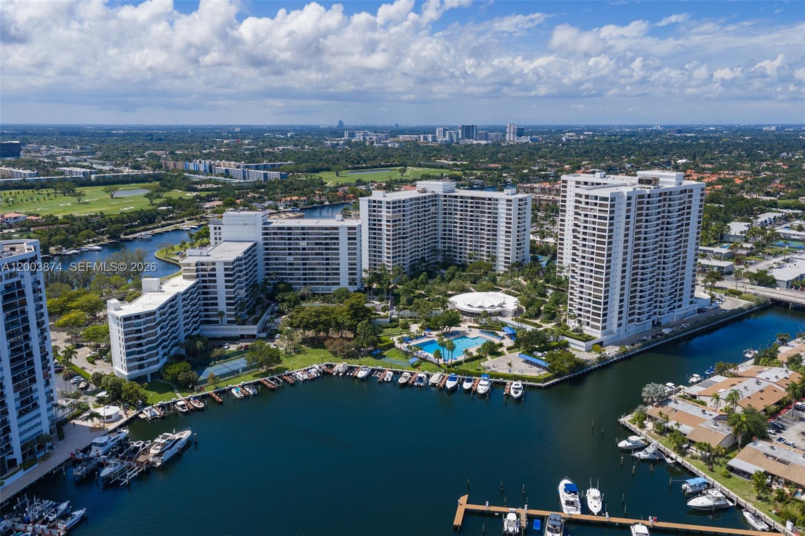 600 Three Islands Blvd # 1707, Hallandale Beach FL 33009