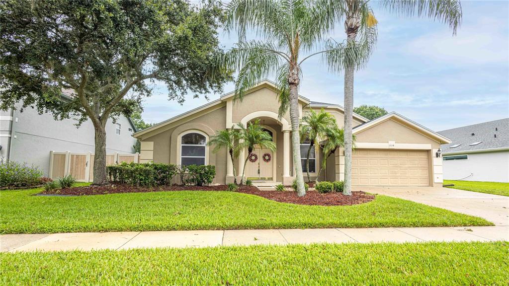 806 GROVESMERE LOOP