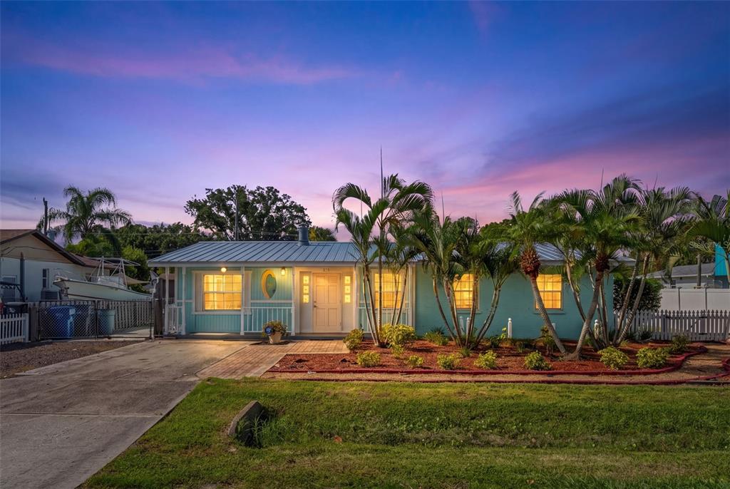 415 49TH STREET W