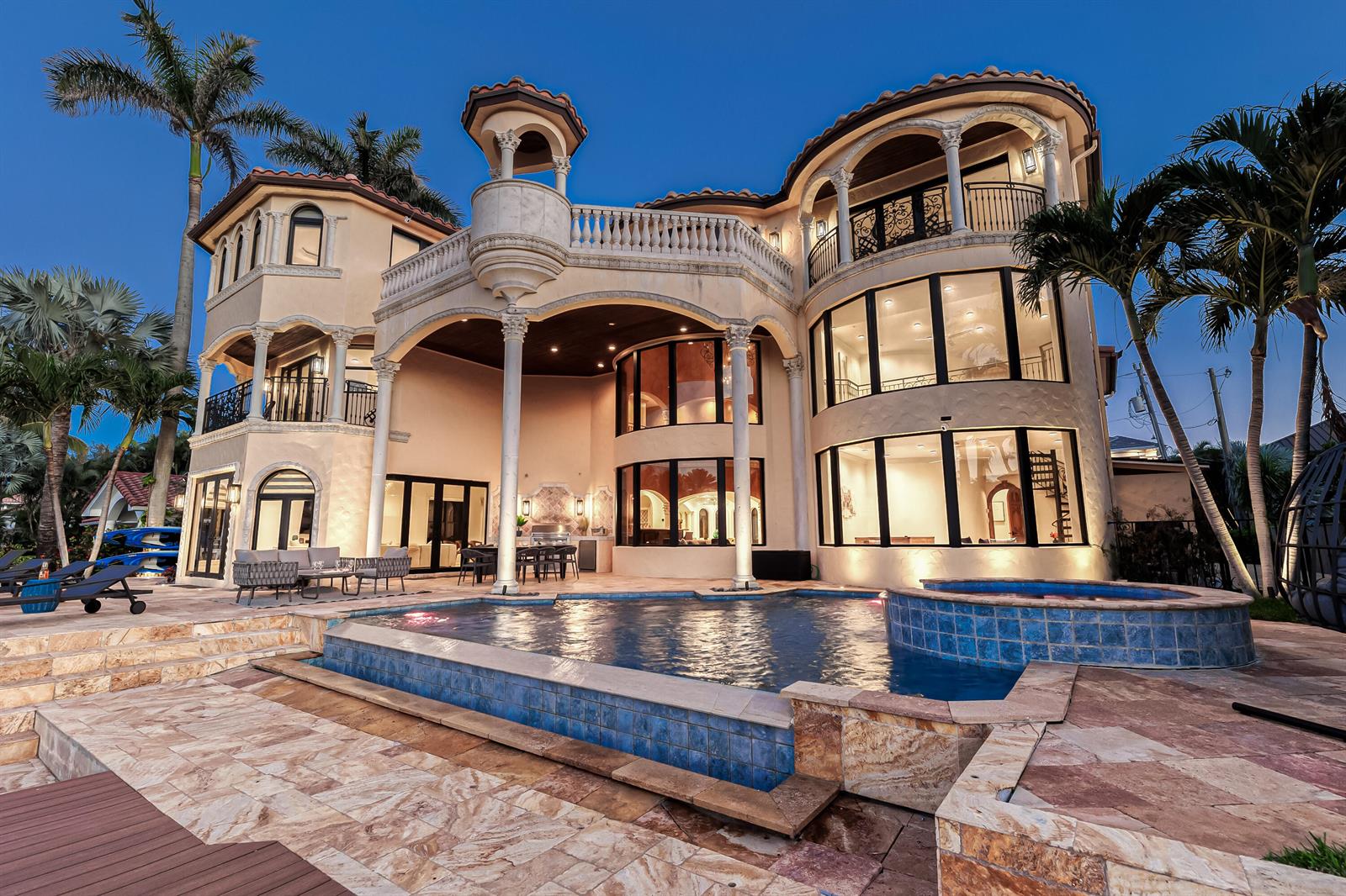 1011 Rhodes Villa Avenue, Delray Beach FL 33483