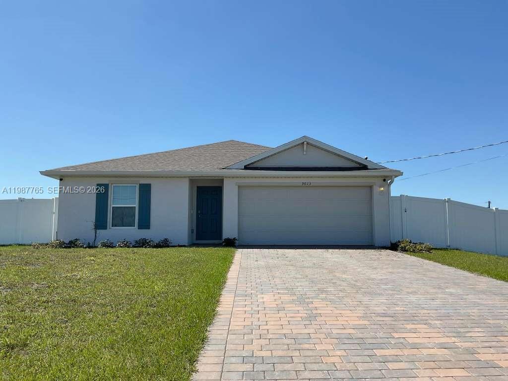 9013 Meadow Cir, La Belle FL 33935