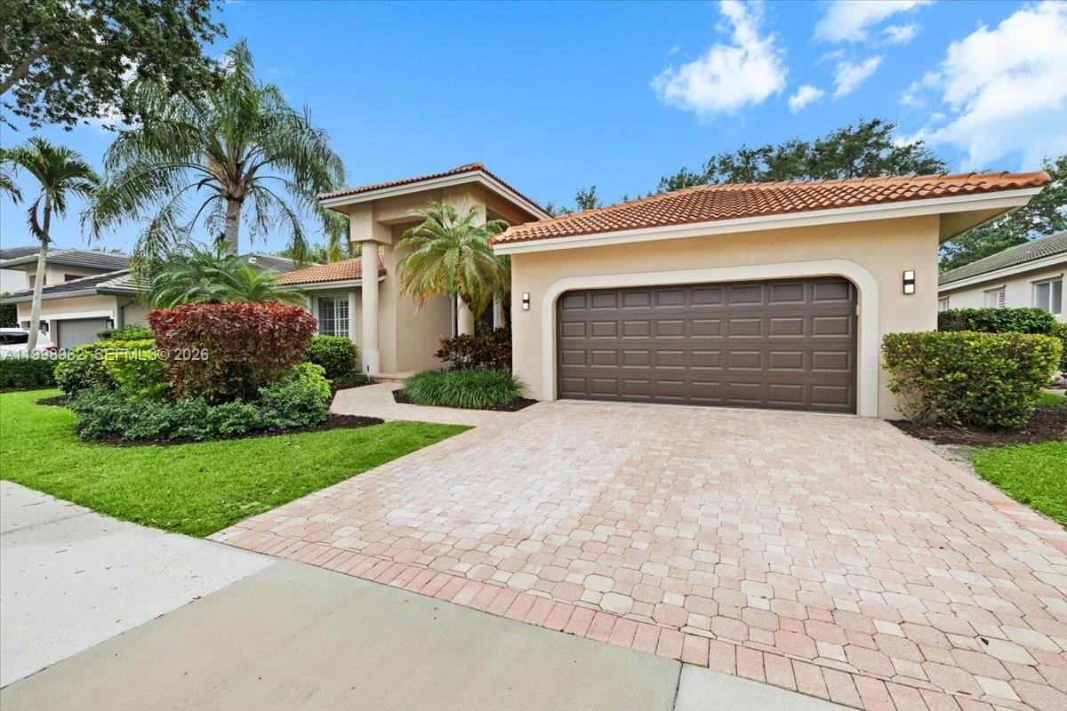 1356 Ginger Cir, Weston FL 33326