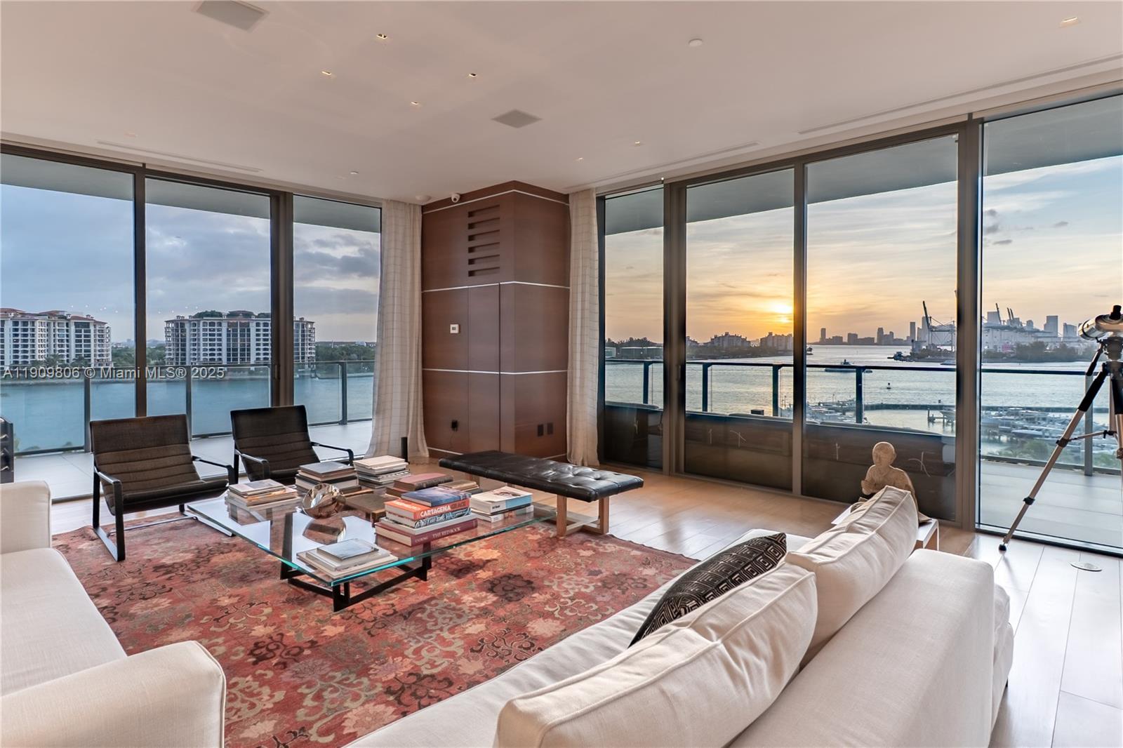 800 S Pointe Dr # 704, Miami Beach FL 33139