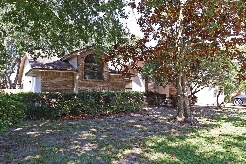 5722 BAY SIDE DRIVE