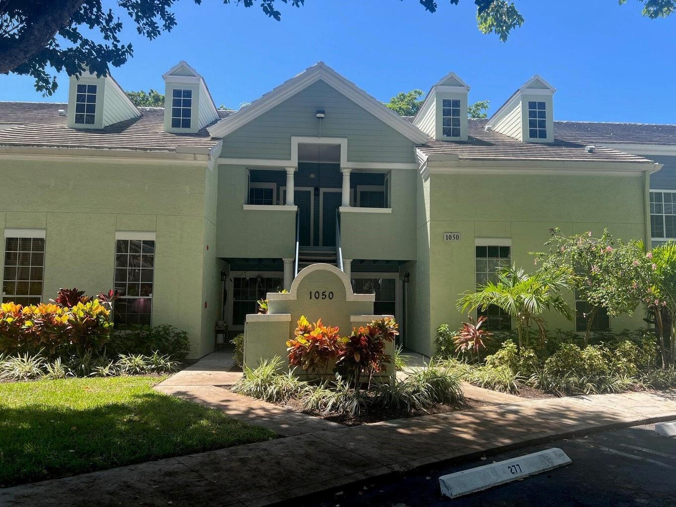 1050 Crystal Way # D, Delray Beach FL 33444