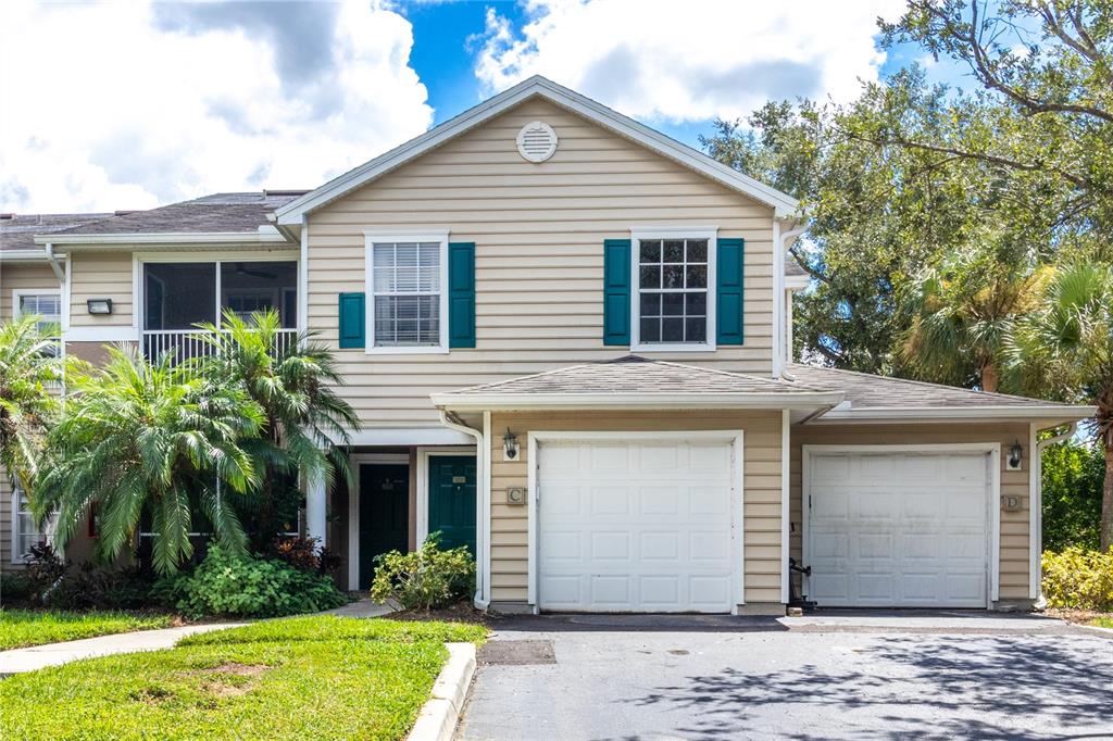 8911 MANOR LOOP UNIT 204, LAKEWOOD RANCH, FL — photo 3 of 30