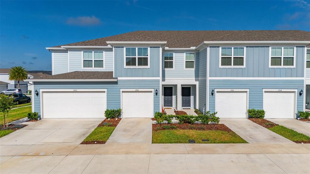 2706 FETCHING TRAIL