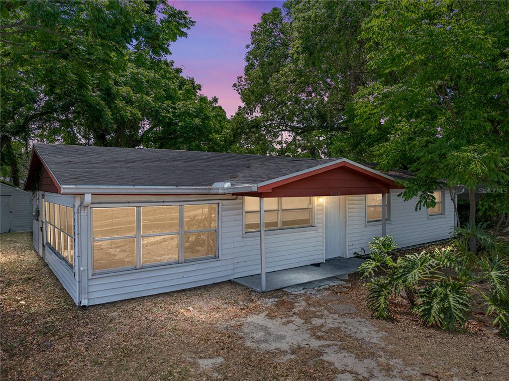 1720 KENDRICK LANE