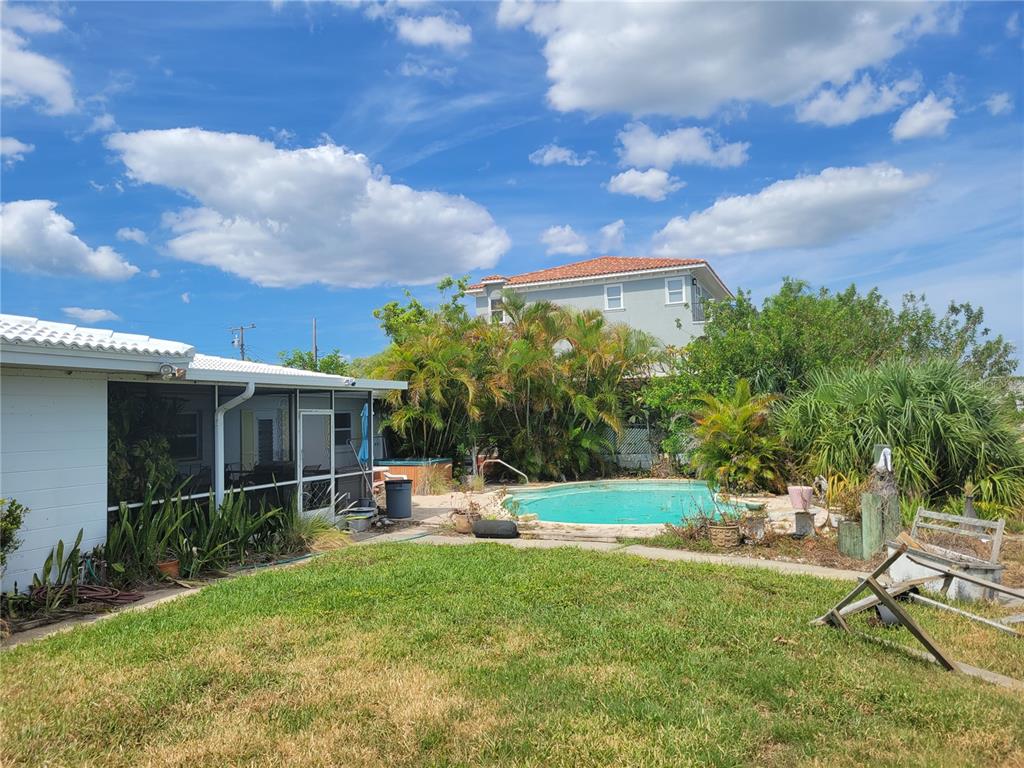 15318 HARBOR DRIVE, MADEIRA BEACH, FL — photo 5 of 30