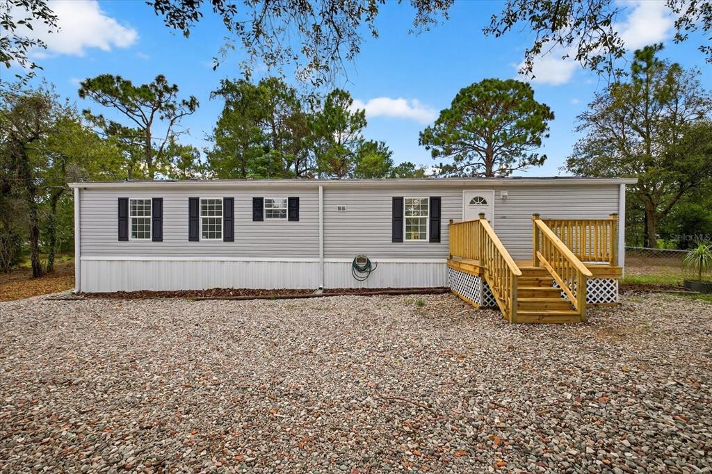 6351 LUCKY LANE