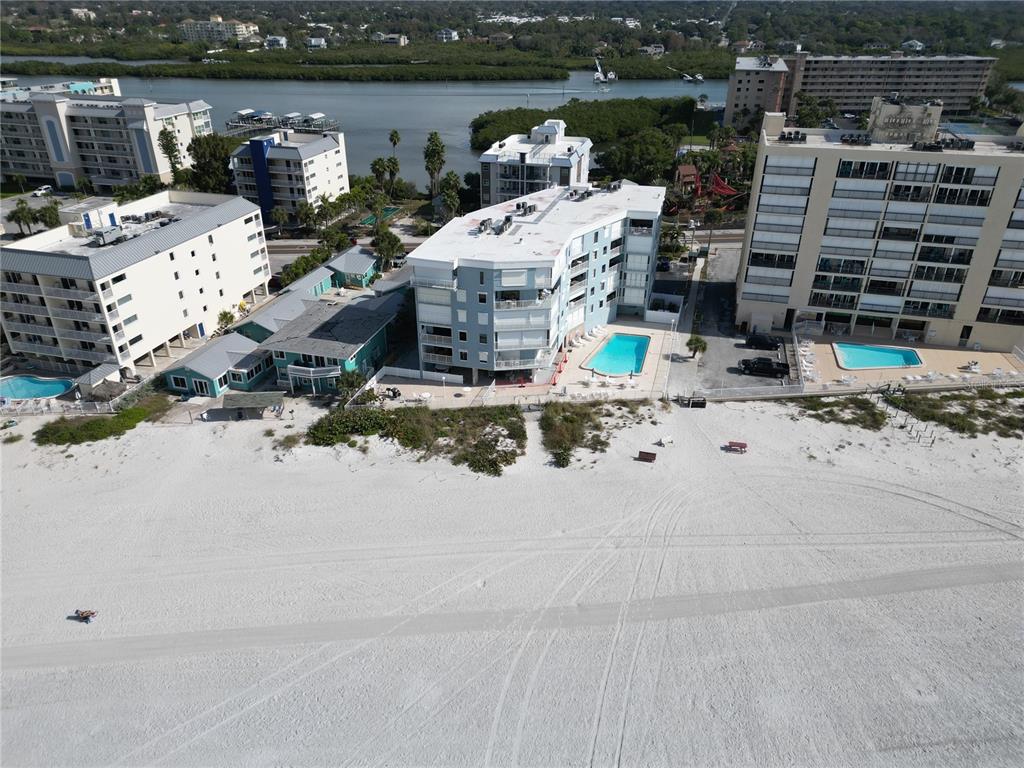 19500 GULF BOULEVARD UNIT 102