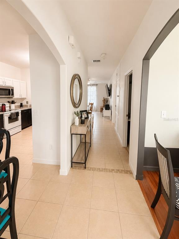 318 SIGMUND LOOP, DAVENPORT, FL — photo 4 of 30