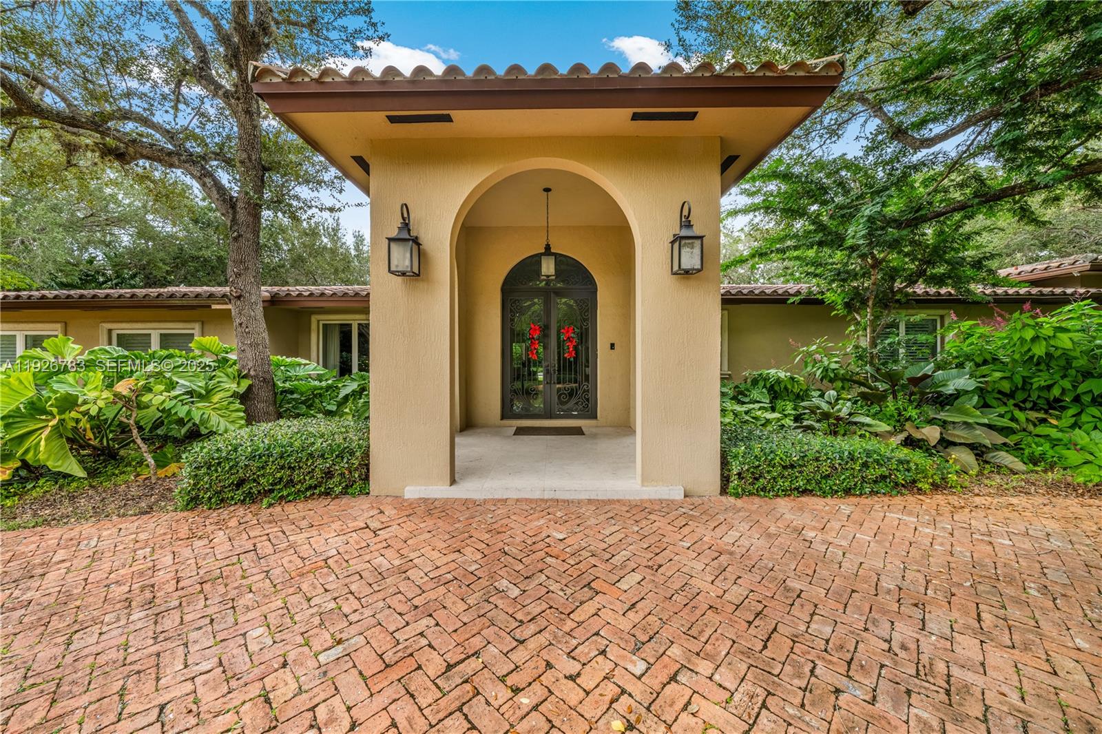 6755 SW 99th Ter, Pinecrest FL 33156
