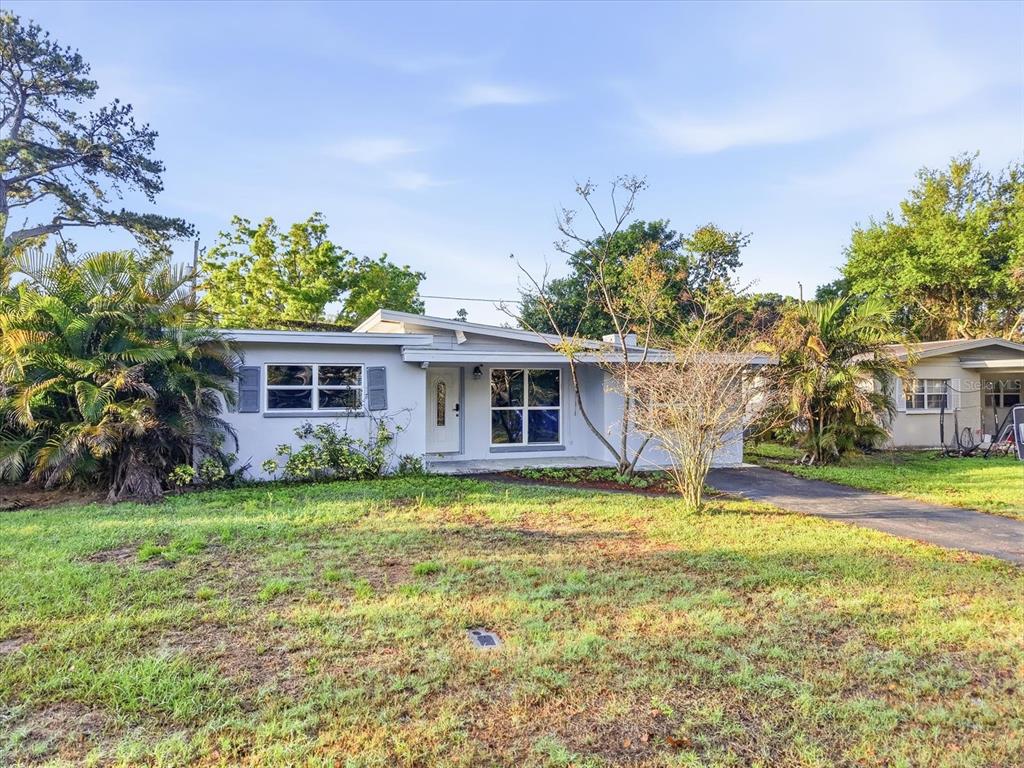 1949 PINEHURST DRIVE, CLEARWATER, FL — photo 3 of 30