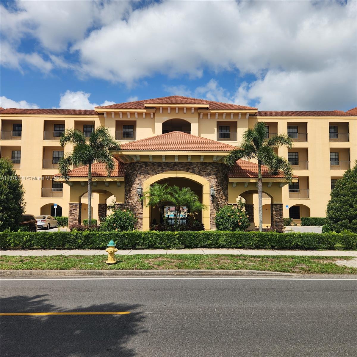 2351 Lakeview Dr # 114, Sebring FL 33875