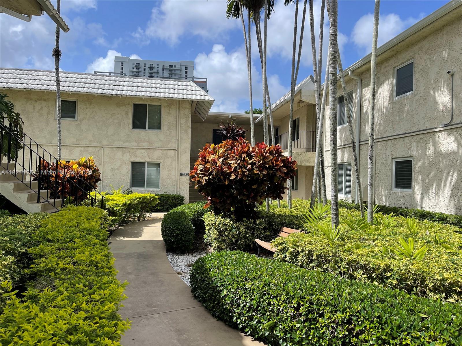 8603 SW 68th Ct # 27, Pinecrest FL 33156