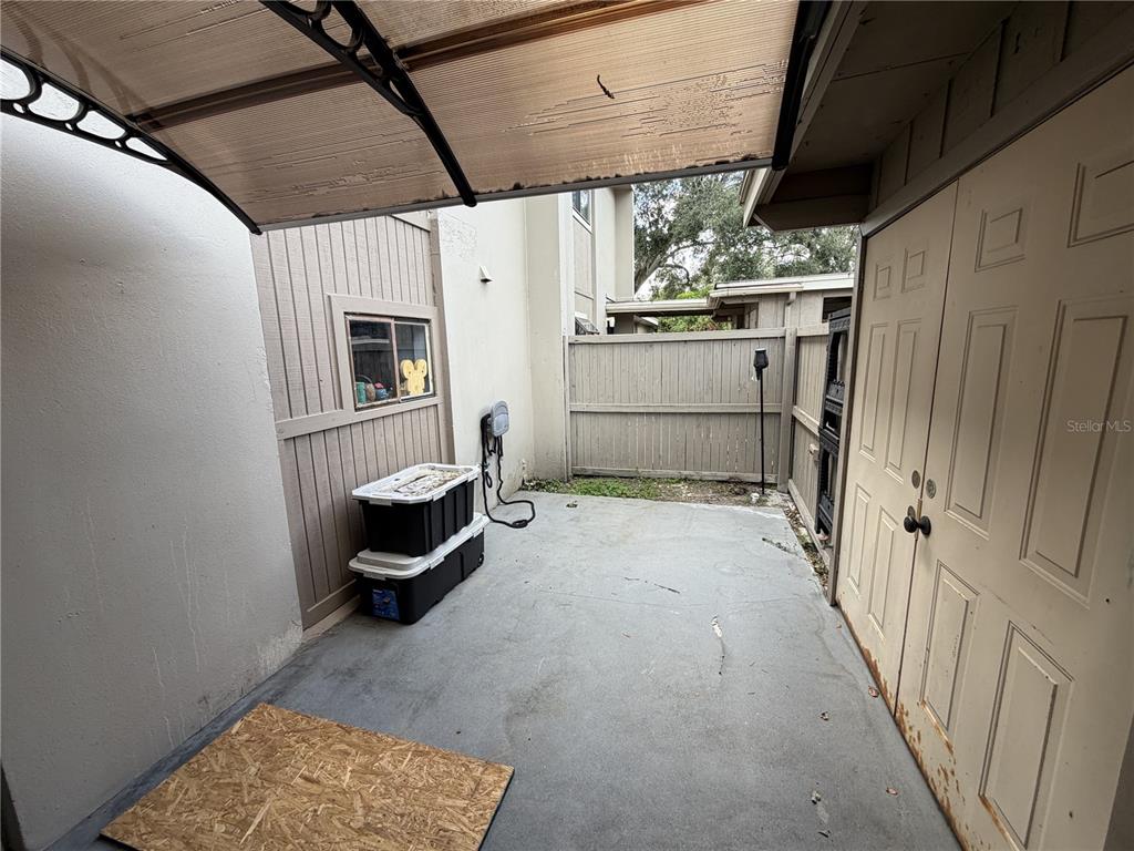 7925 PINE DRIVE UNIT 33, TEMPLE TERRACE, FL — photo 2 of 20