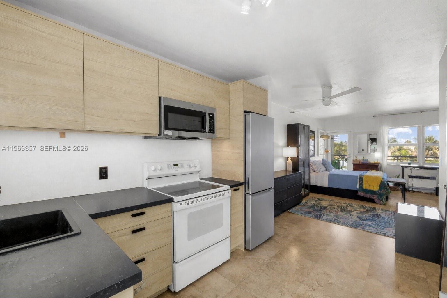 851 Meridian Ave # 43, Miami Beach FL 33139