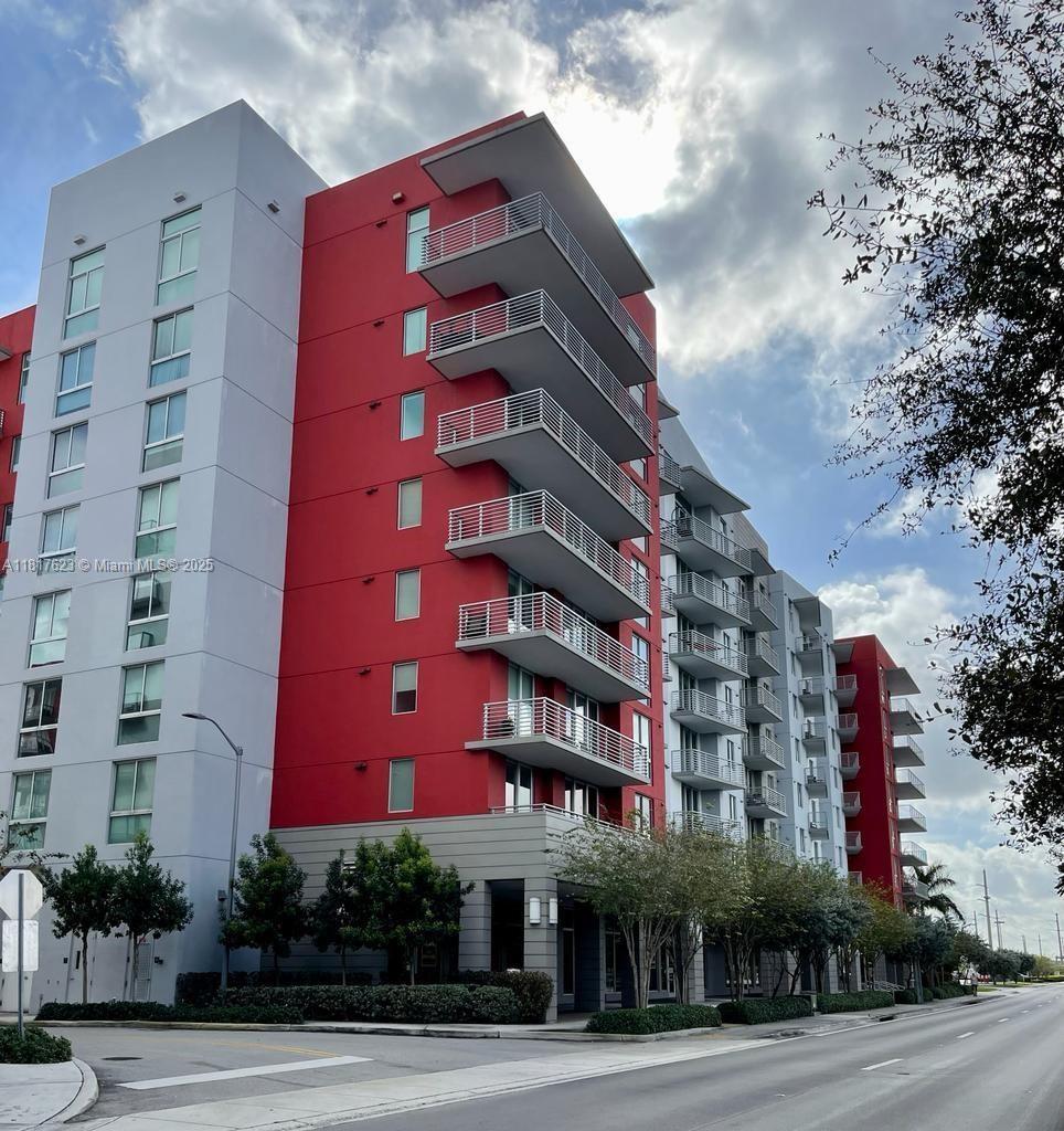 7661 NW 107th Ave # 614, Doral FL 33178