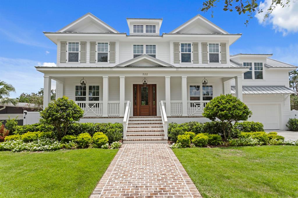 322 BAYVIEW DRIVE NE