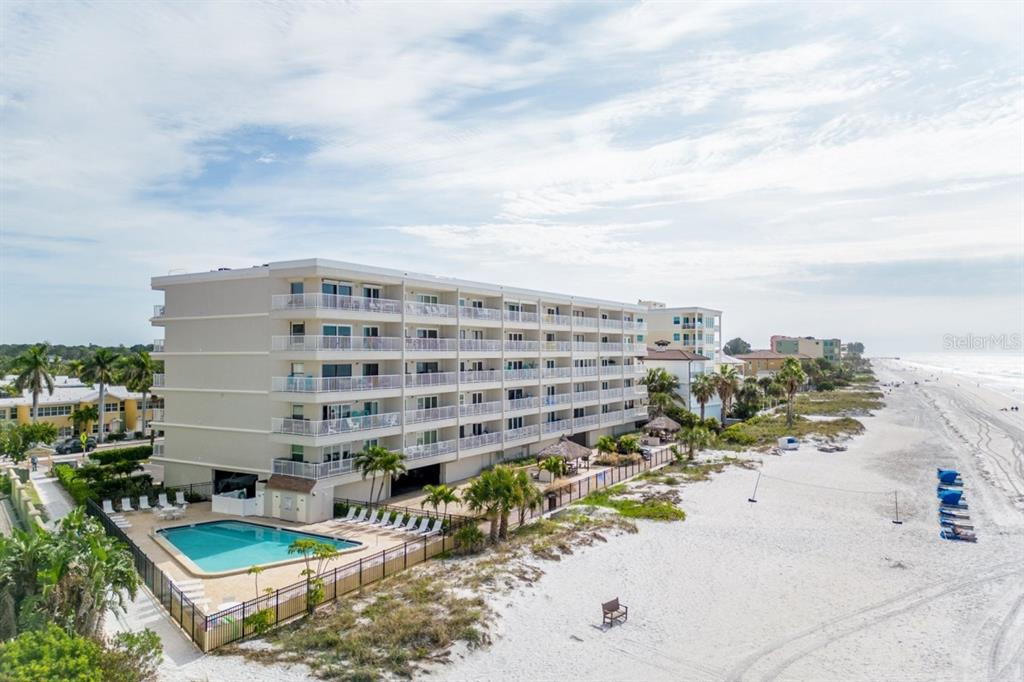 19418 GULF BOULEVARD UNIT 207