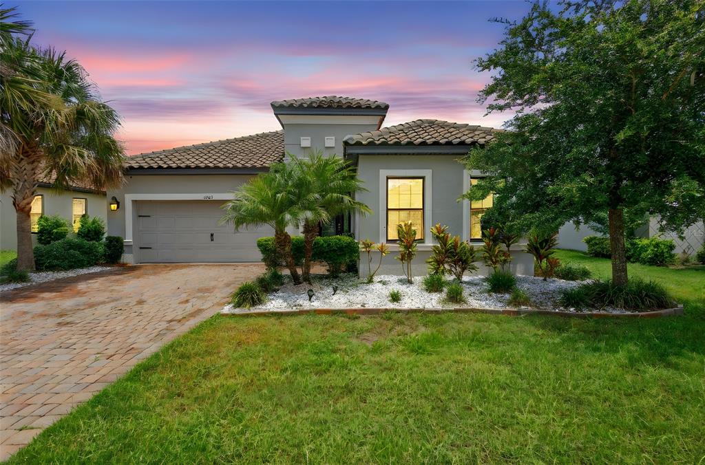 3962 CARRICK BEND DRIVE
