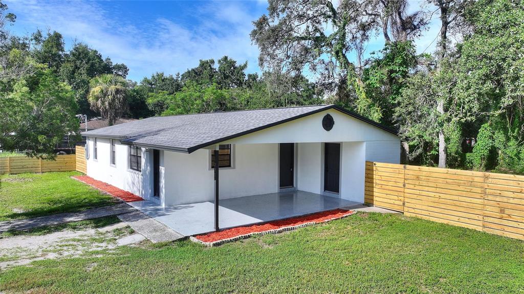 10016 N 10TH STREET, TAMPA, FL — photo 2 of 30