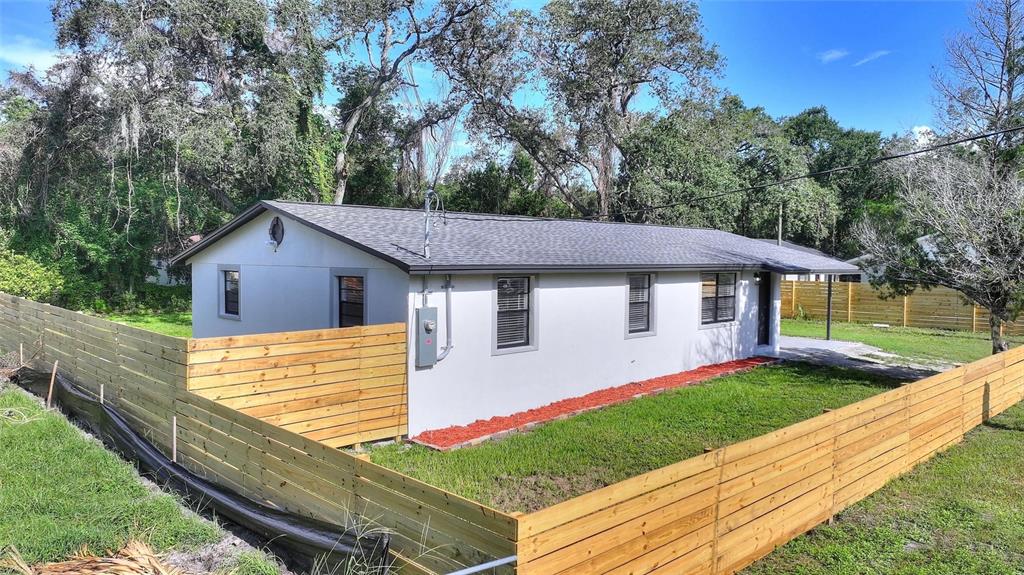 10016 N 10TH STREET, TAMPA, FL — photo 4 of 30