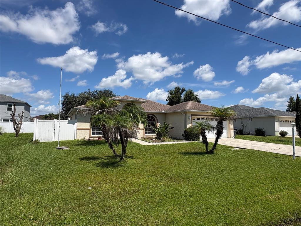 705 ROBIN COURT, POINCIANA, FL — photo 2 of 21