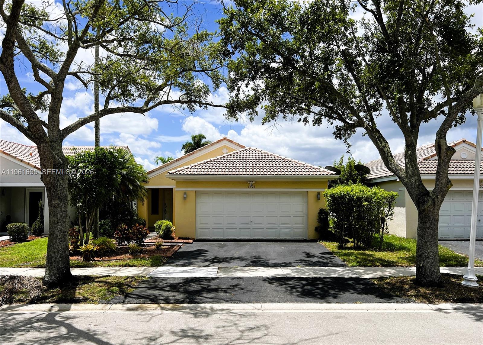 1605 Salerno Cir, Weston FL 33327