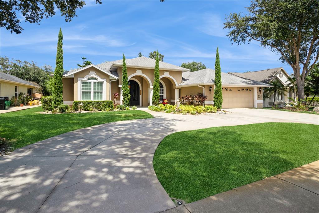 324 HAMPTON HILLS COURT