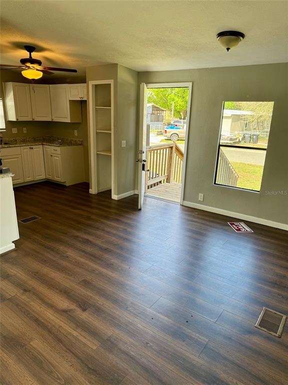 3123 CRYSTAL HILLS DRIVE