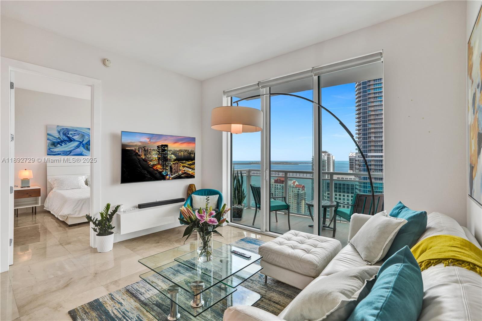 950 Brickell Bay Dr # 4707, Miami FL 33131