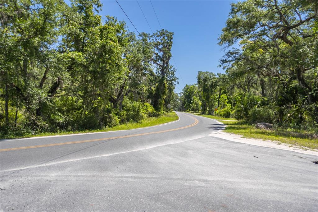 105 NE 239TH AVENUE, OLD TOWN, FL — photo 3 of 24