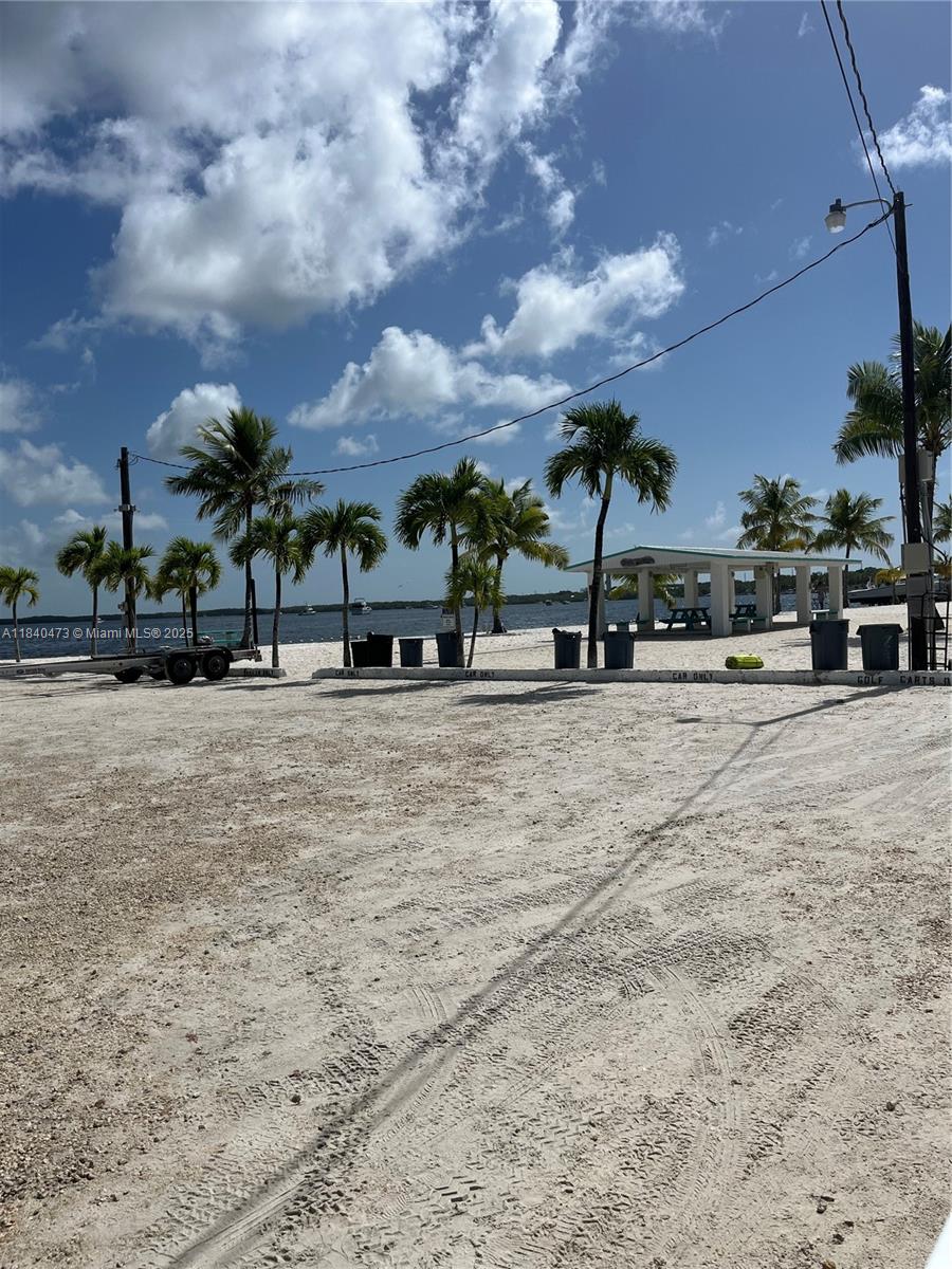 55 Tarpon Basin Dr, Key Largo FL 33037