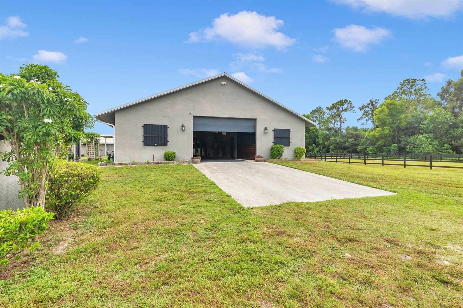 2770 E Road, FL 33470, FL — photo 5 of 30