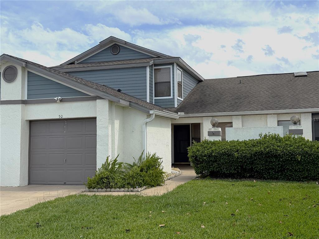 50 LAKEPOINTE CIRCLE