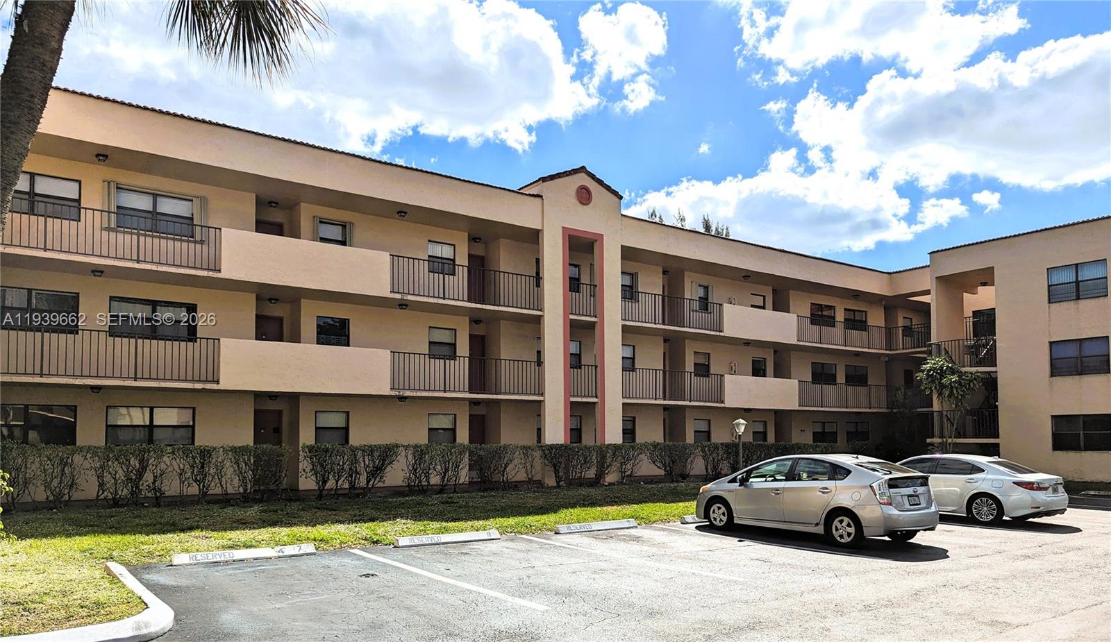 3400 Foxcroft Rd # 115, Miramar FL 33025