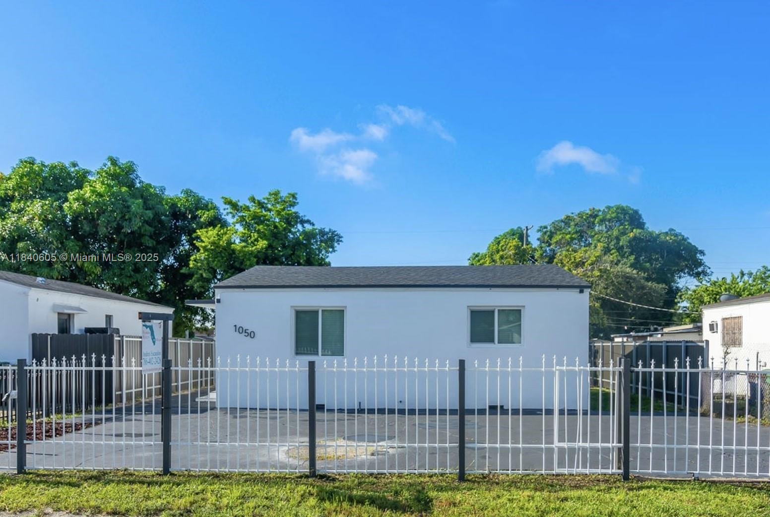1050 Superior St, Opa-Locka FL 33054