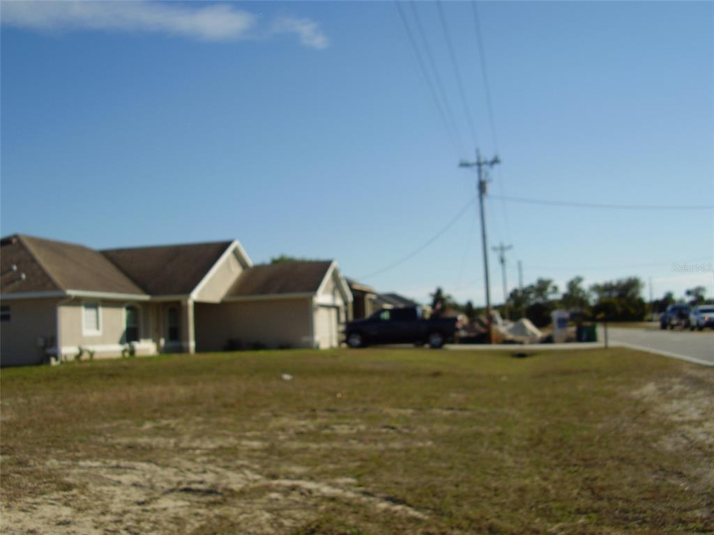 3527 E GATOR CIRCLE, CAPE CORAL, FL — photo 3 of 7